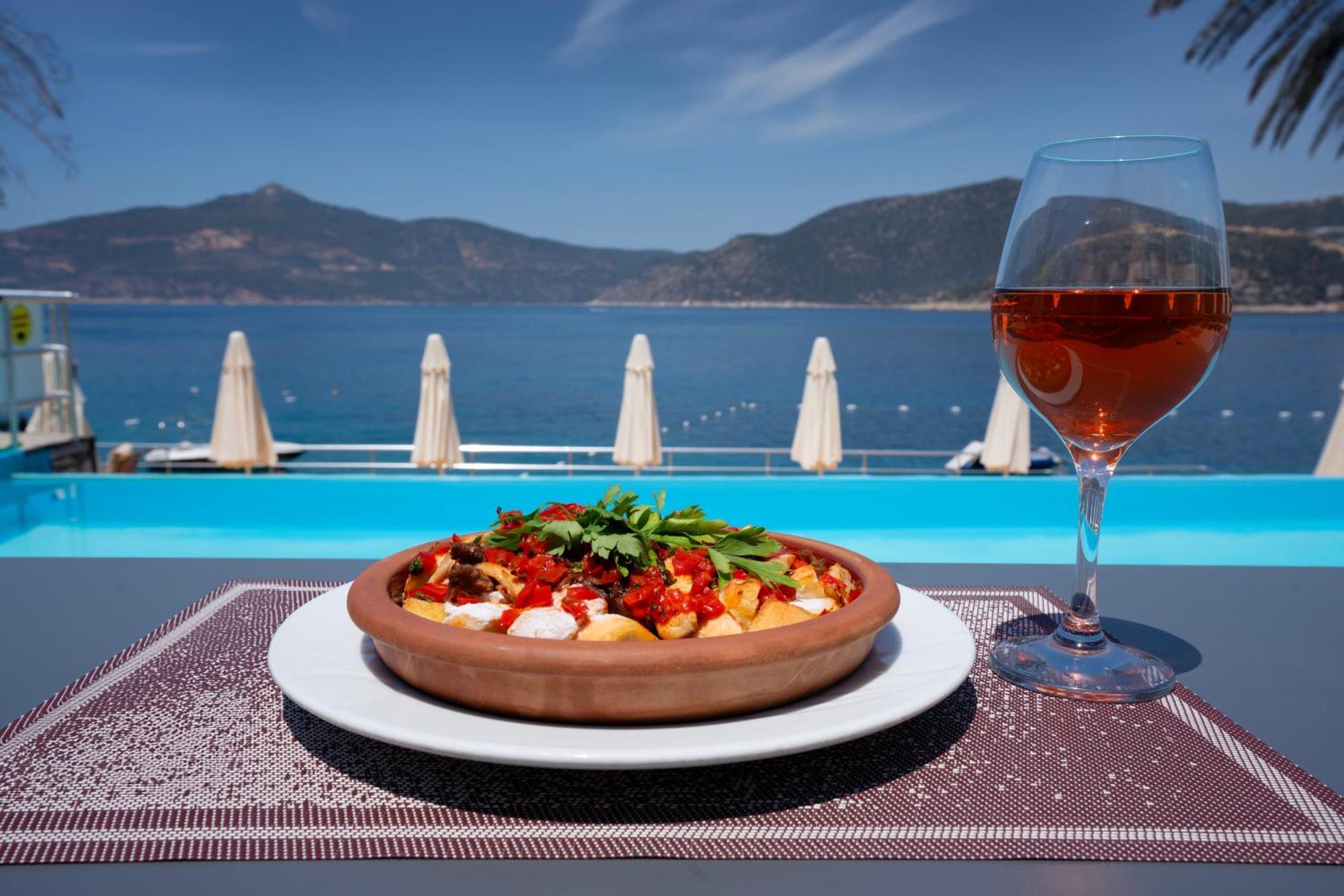 Greenbeach Hotel Калкан Экстерьер фото